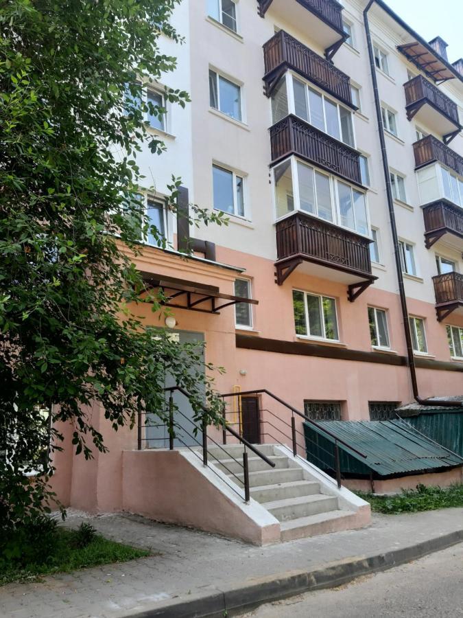 Appartment New In Center Mogilev Exterior foto